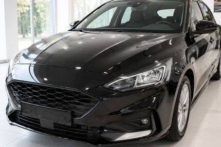 Ford Focus 50.000 km 16.900 &euro; Heppenheim 64646