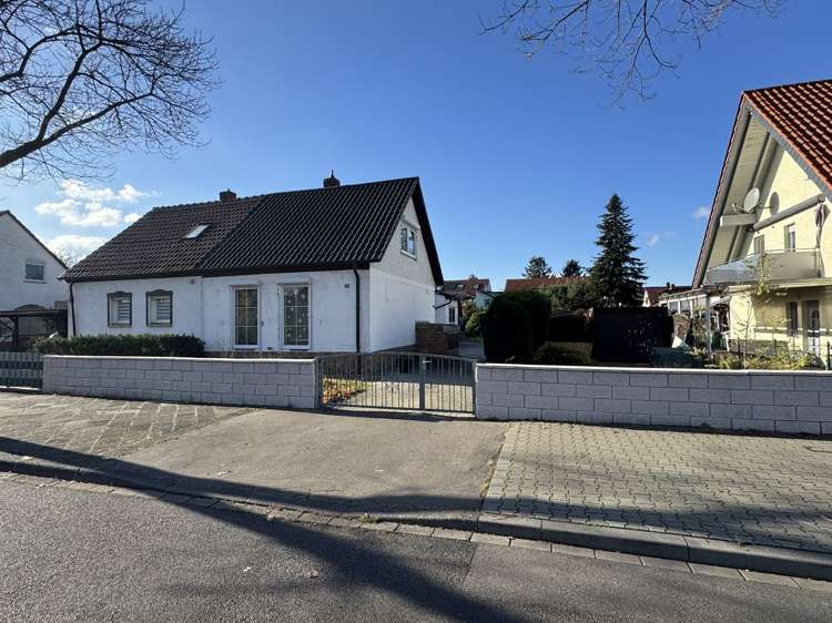 Einfamilienhaus Mannheim / Schönau Schönau - 4 Zimmer, 100 m&sup2;, 500.000&euro; | Angebot:26111143