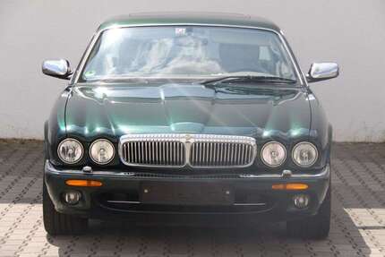 Jaguar Daimler 129.500 km 39.999 € Heppenheim 64646