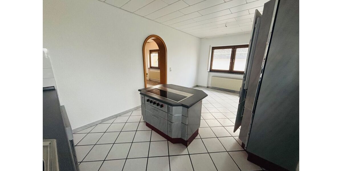 Provisionsfrei* Freistehendes Zwei-Familienhaus in bevorzugter Stadtrandlage in Viernheim - Neuzenlache von privat - Mehrfamilienhaus, Wohnhaus Viernheim | Angebot:24717370