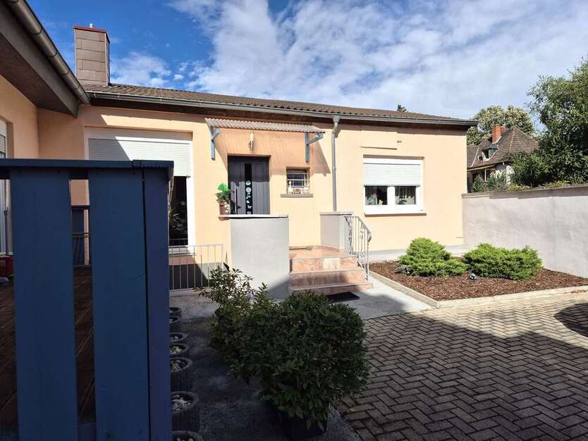 Wohnung zum Kaufen in Frankenthal 340.000 € 125.96 m²