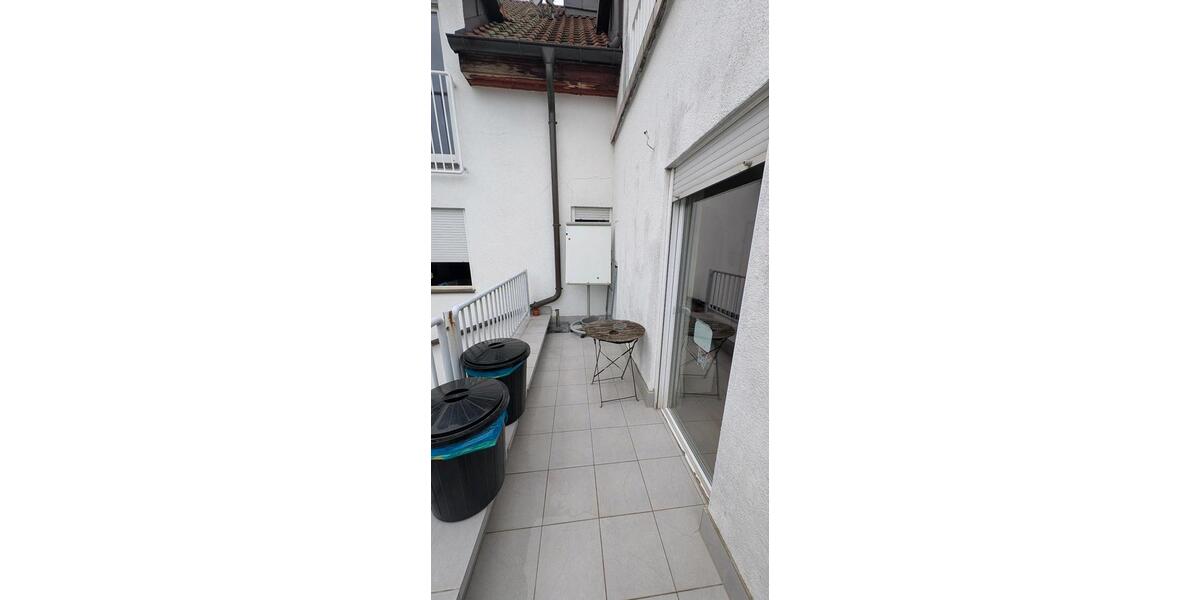 Etagenwohnung Ludwigshafen am Rhein Mundenheim - 2.5 Zimmer, 70 m&sup2;, 240.000&euro; | Angebot:25512624