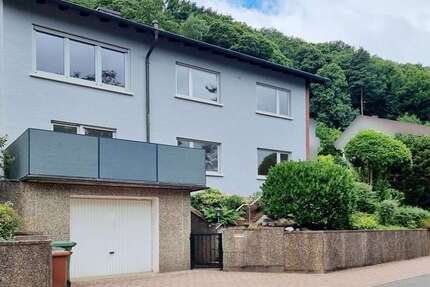 Haus zum Mieten in Neustadt an der Weinstraße 1.280 € 130 m²