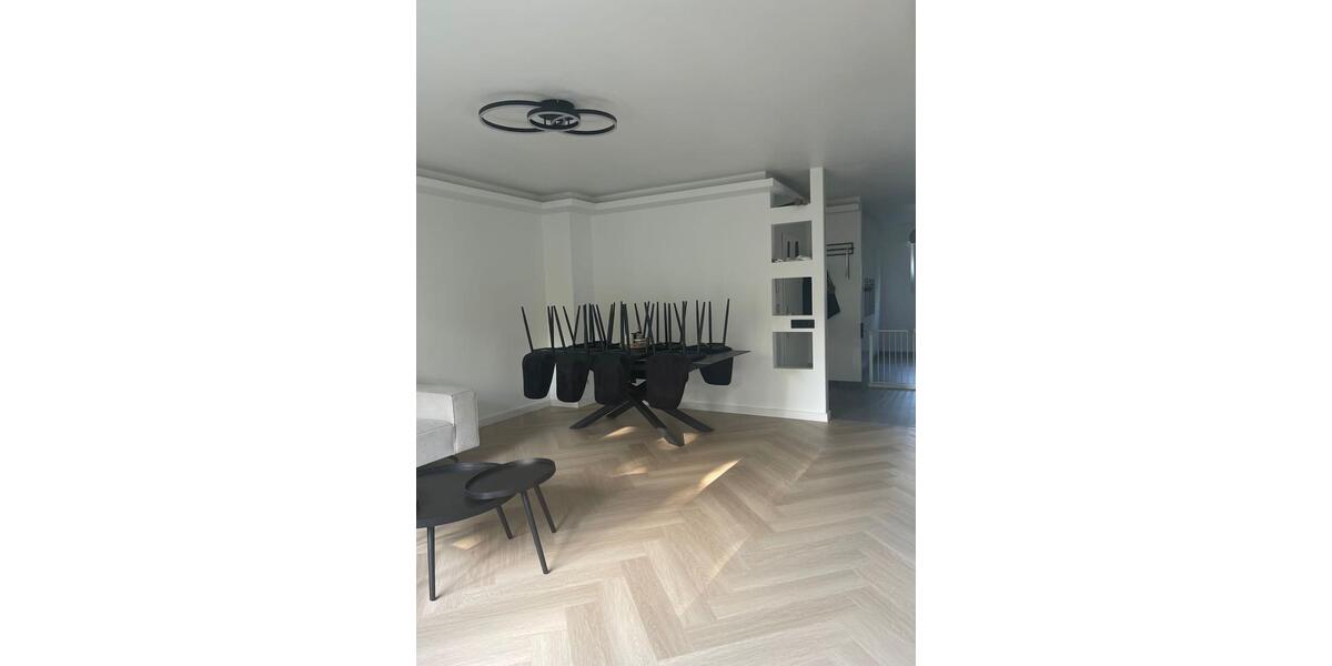 Etagenwohnung Ludwigshafen am Rhein Ludwigshafen-Oggersheim - 4 Zimmer, 100 m&sup2;, 1.600&euro; | Angebot:25323609