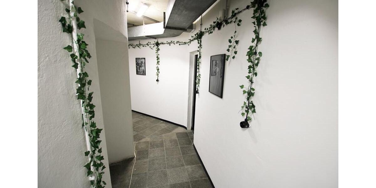 Komplettetage mit Aufzug 4. OG im Hochbunker Ludwigshafen zimmer