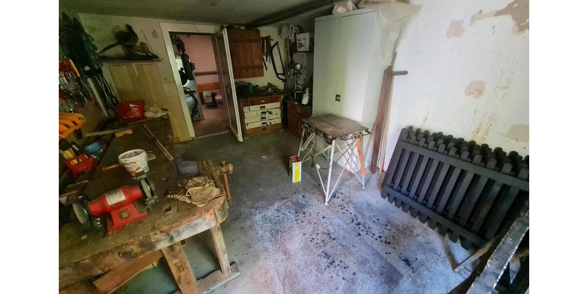 Einfamilienhaus Neckargemünd - 10 Zimmer, 143 m&sup2;, 259.000&euro; | Angebot:26493576