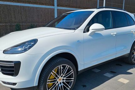 Porsche Cayenne 158.000 km 39.900 &euro; Böhl-Iggelheim 67459