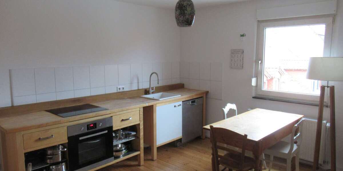 Etagenwohnung Mannheim Neckarstadt-Ost - 3 Zimmer, 90 m&sup2;, 1.200&euro; | Angebot:26820489
