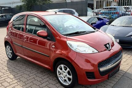 Peugeot 107 190.000 km 2.399 &euro; Worms 67547