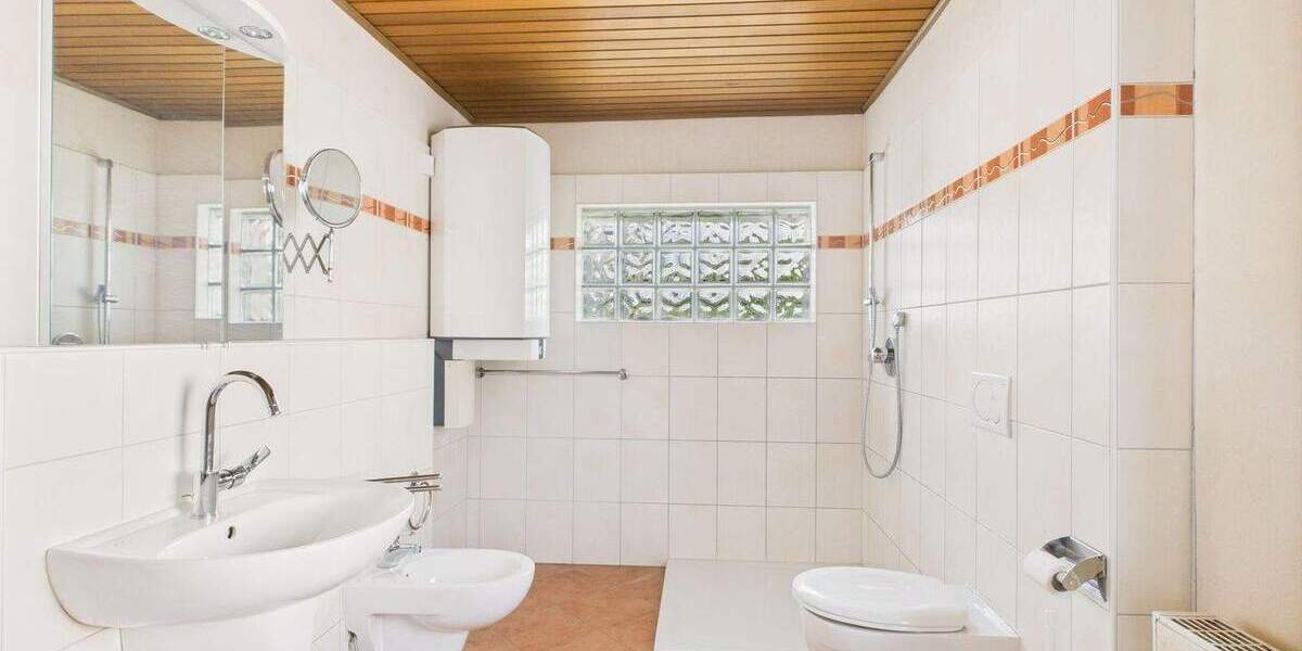 Doppelhaushälfte Brühl - 5 Zimmer, 130 m&sup2;, 365.000&euro; | Angebot:25746214