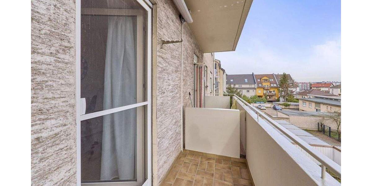 Etagenwohnung Mannheim Rheinau - 3 Zimmer, 93 m&sup2;, 299.000&euro; | Angebot:25722764