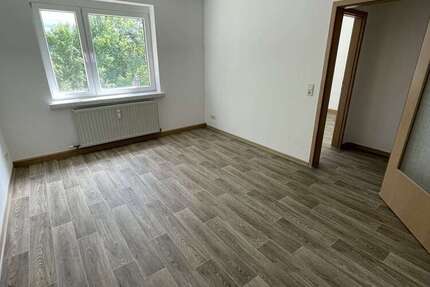 Wohnung zum Mieten in Aue-Bad Schlema 161,54 € 29.37 m²
