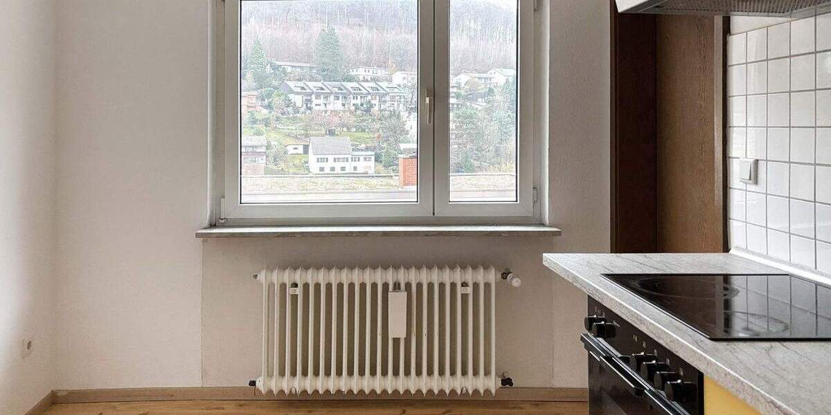 Solides Einfamilienhaus mit hellen Räumen, Garten und eleganter Eichenholztreppe in HD-Ziegelhausen! 4 zimmer