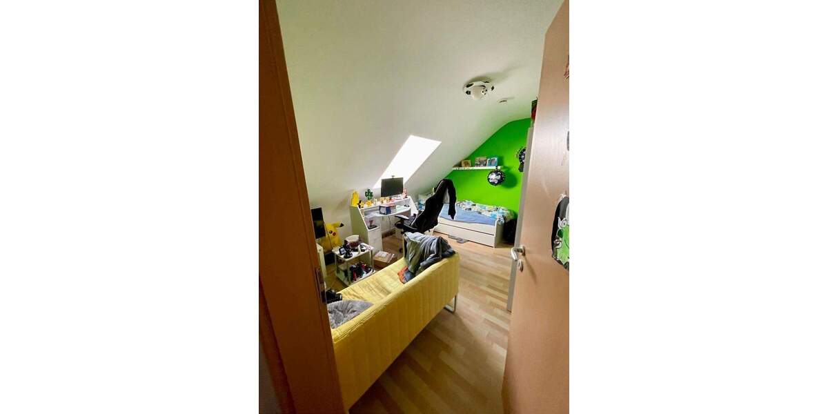 Etagenwohnung Walldorf - 4 Zimmer, 83 m&sup2;, 245.000&euro; | Angebot:25657379