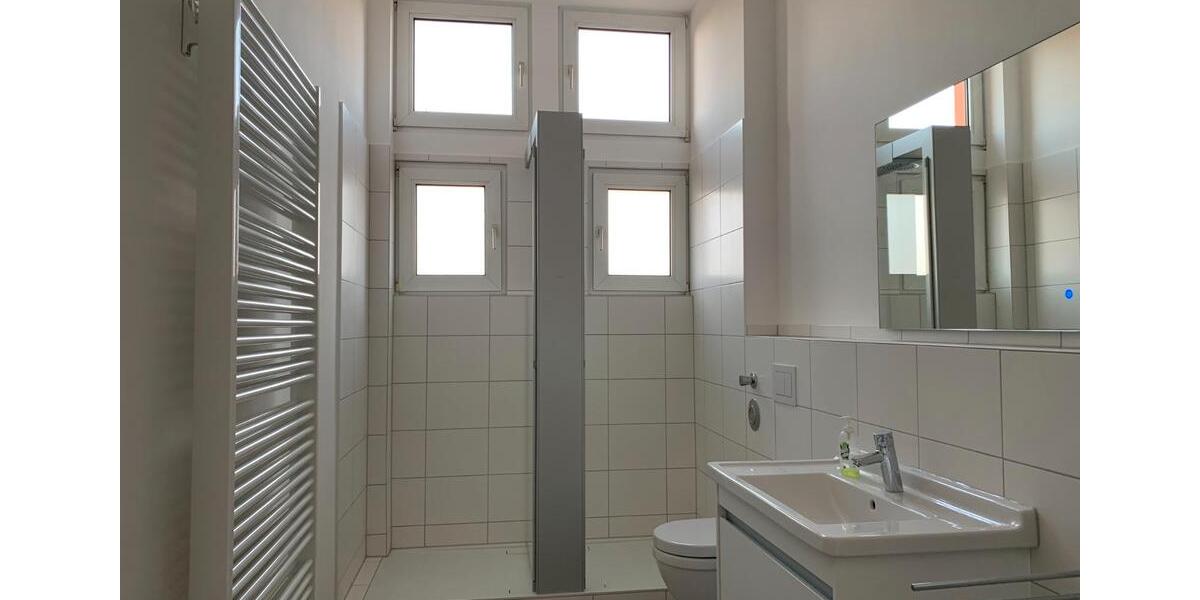 Etagenwohnung Ludwigshafen am Rhein Parkinsel - 3 Zimmer, 106 m&sup2;, 920&euro; | Angebot:26609321