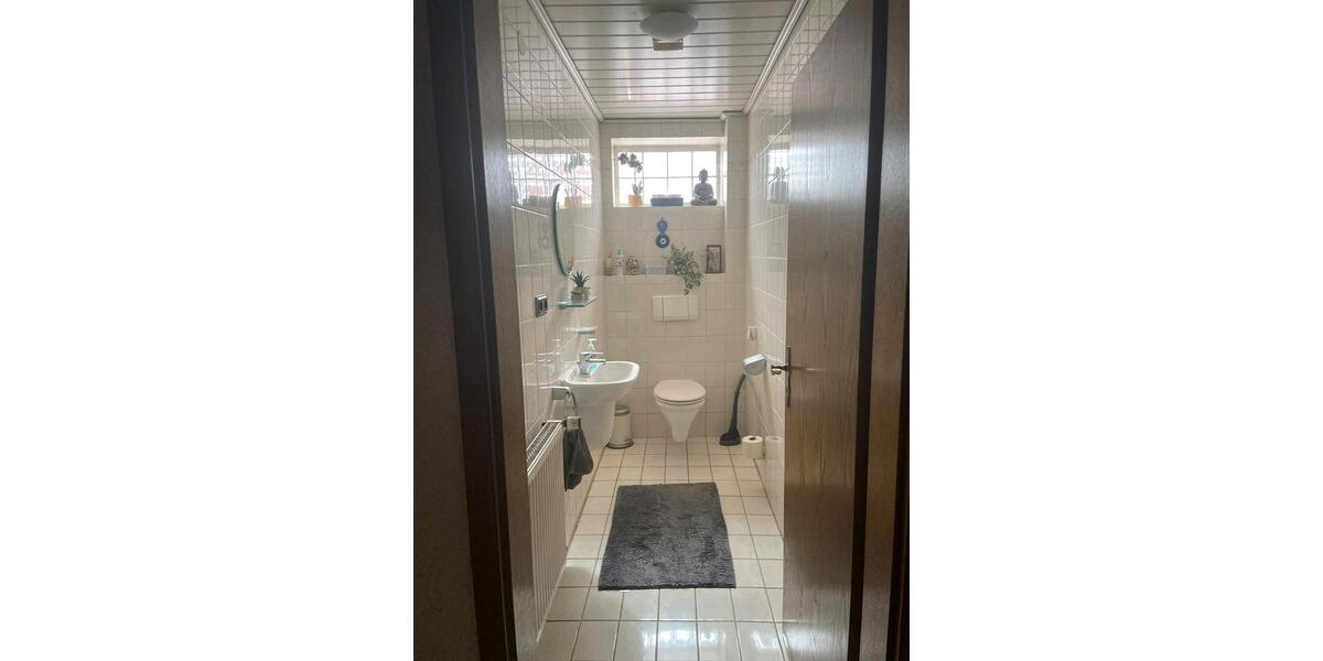 Maisonettenwohnung Schifferstadt - 5 Zimmer, 160 m&sup2;, 1.750&euro; | Angebot:26152684