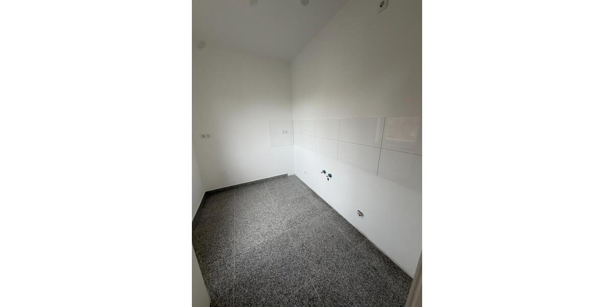 Etagenwohnung Ludwigshafen am Rhein Ludwigshafen-Hemshof - 2 Zimmer, 45 m&sup2;, 165.000&euro; | Angebot:25987136