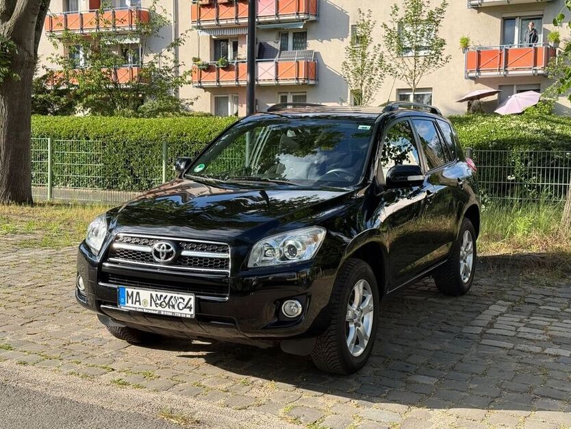 RAV 4