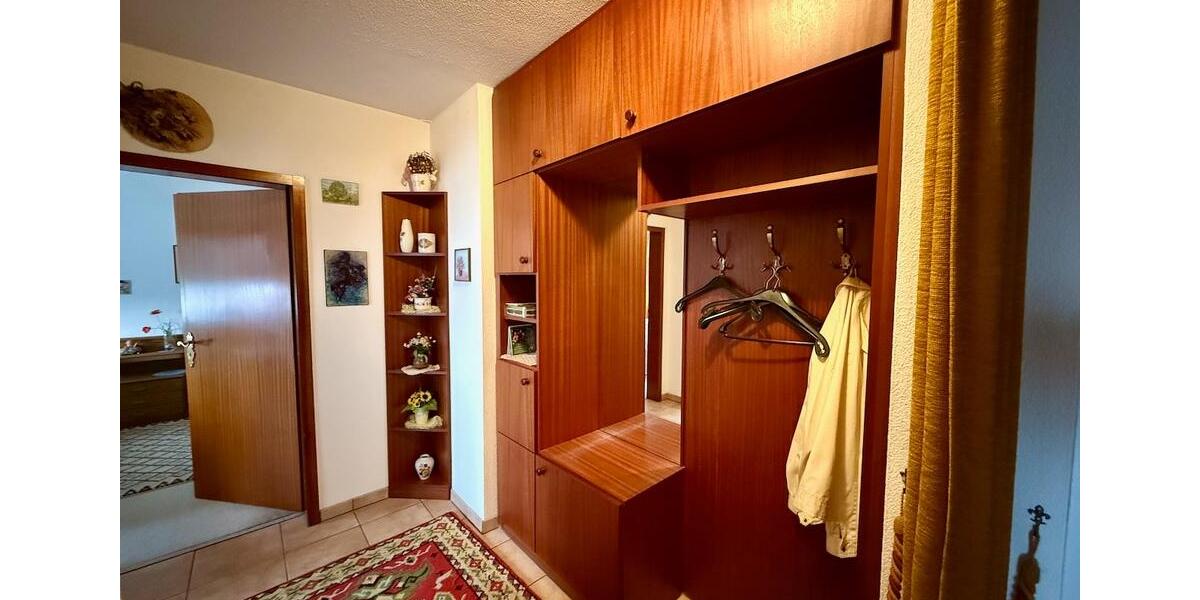 Etagenwohnung Weinheim - 2 Zimmer, 65 m&sup2;, 255.000&euro; | Angebot:27185784