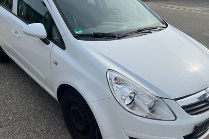 Opel Corsa 158.156 km 1.599 € Hockenheim 68766