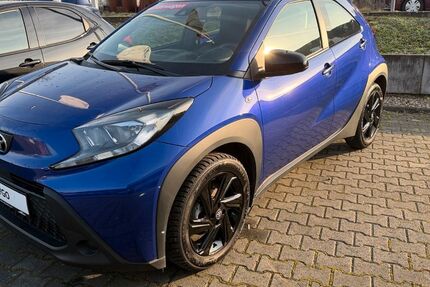 Toyota Aygo (X) 5.831 km 14.990 &euro; Bensheim 64625