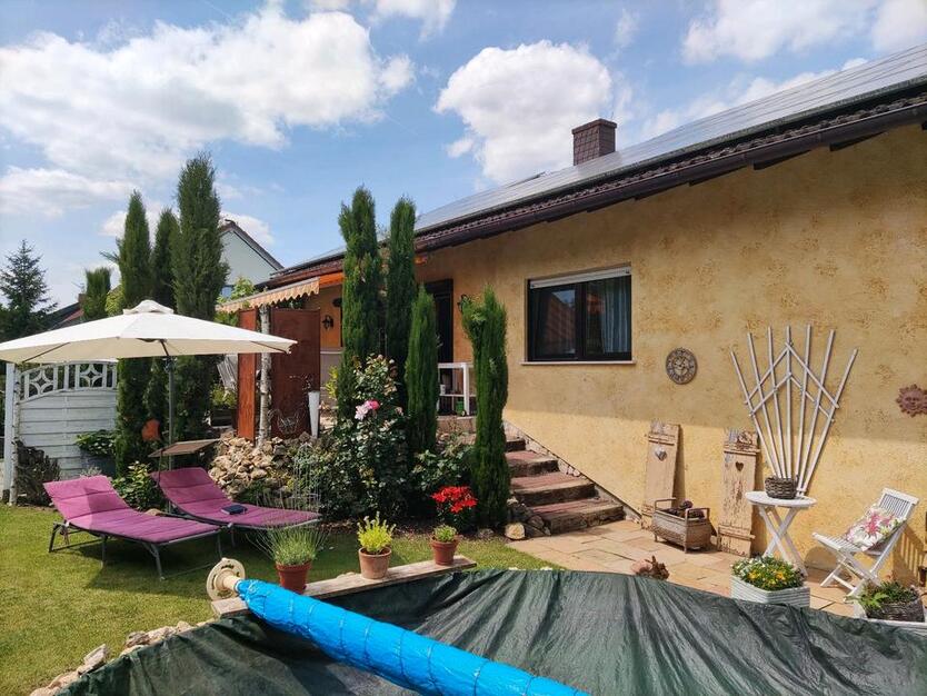 Zimmer frei: Senioren WG in der Deutschen Toscana