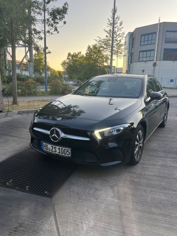 Mercedes-Benz A 180 123.000 km 16.990 € Hirschberg 69493