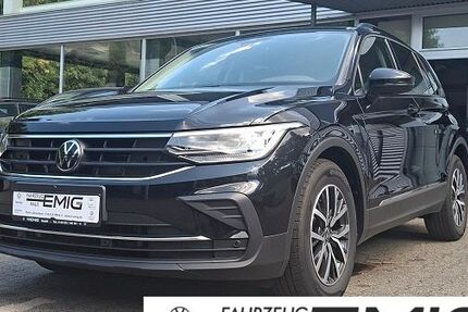 VW Tiguan 90.500 km 25.900 &euro; Fürth 64658