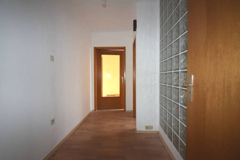 Schnuckelige DG-Wohnung in kleiner Wohneinheit