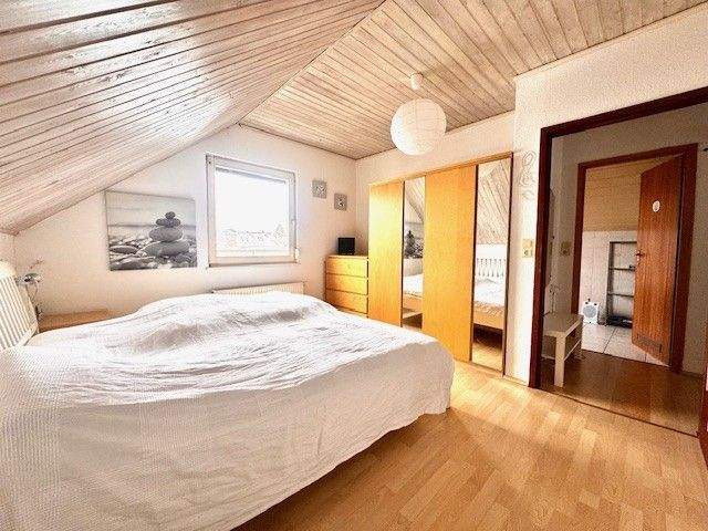 Einfamilienhaus Edingen-Neckarhausen Neu-Edingen - 7 Zimmer, 175 m&sup2;, 520.000&euro; | Angebot:24674093