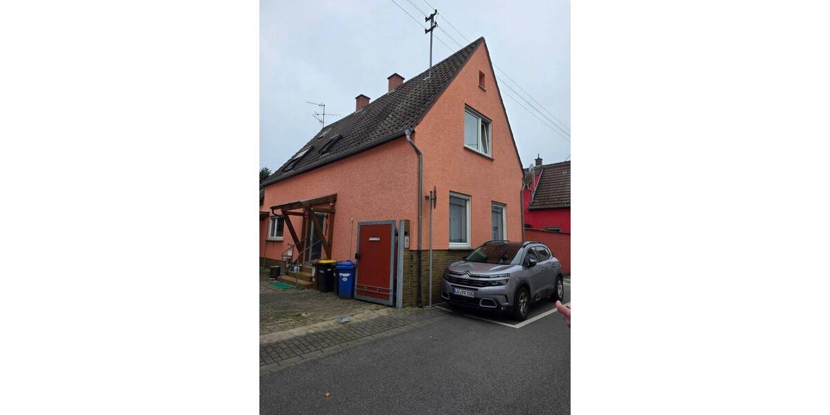 Etagenwohnung Ludwigshafen am Rhein Rheingönheim - 5 Zimmer, 110 m&sup2;, 339.000&euro; | Angebot:25706319