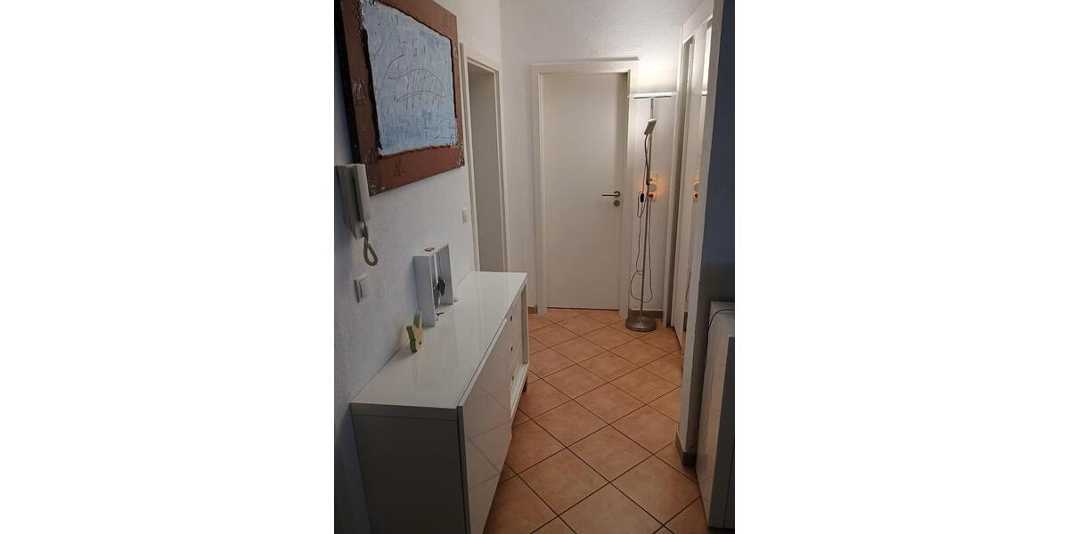 Dachgeschoßwohnung Ludwigshafen am Rhein Parkinsel - 3 Zimmer, 82 m&sup2;, 699&euro; | Angebot:23184347
