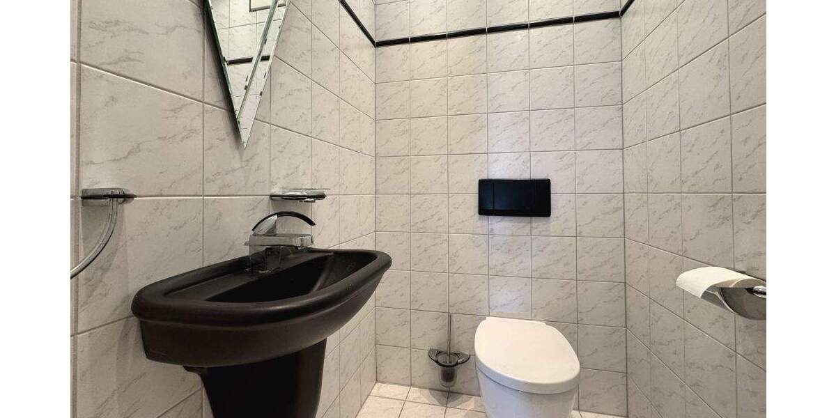 Etagenwohnung Lorsch - 2 Zimmer, 102 m&sup2;, 1.095&euro; | Angebot:24545492