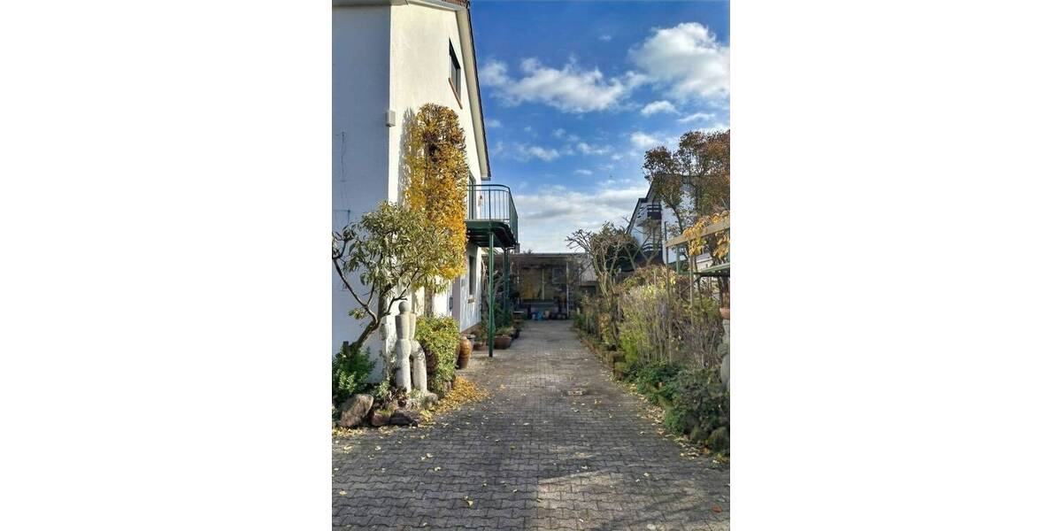 Mehrfamilienhaus, Wohnhaus Mannheim Neuostheim - 7 Zimmer, 185 m&sup2;, 950.000&euro; | Angebot:25744095