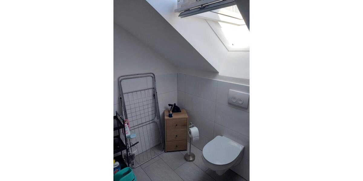 Dachgeschoßwohnung Edingen-Neckarhausen Neu-Edingen - 2 Zimmer, 50 m&sup2;, 950&euro; | Angebot:25998778