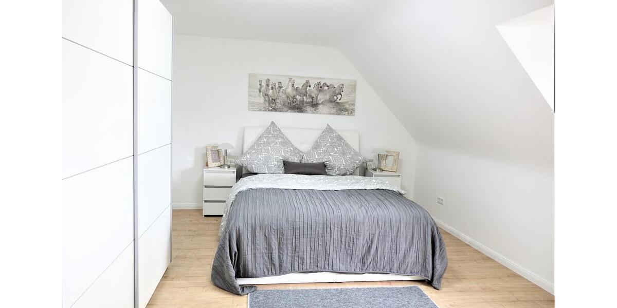 Dachgeschoßwohnung Mannheim Herzogenried - 3 Zimmer, 85 m&sup2;, 1.390&euro; | Angebot:24623351