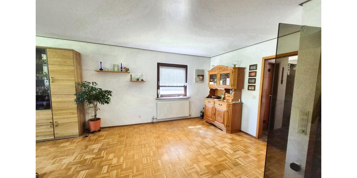Einfamilienhaus Grünstadt - 7 Zimmer, 193 m&sup2;, 565.000&euro; | Angebot:26385035