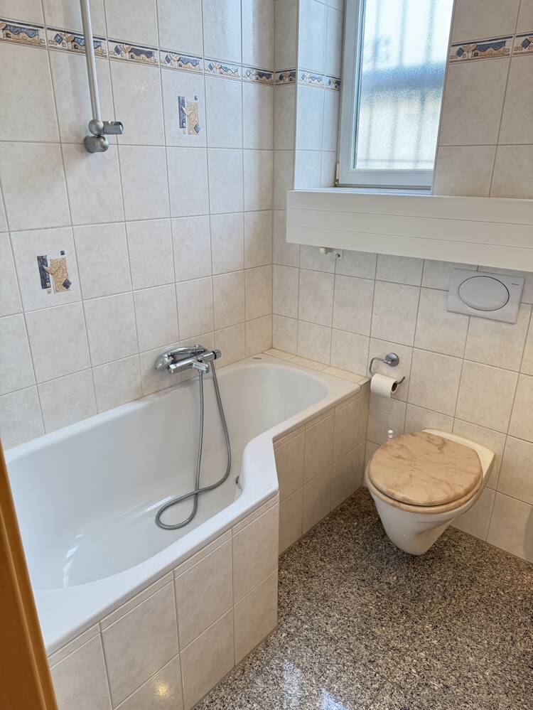Familienpackung: *Sebastian-Münster-Str.* - DHH - 5 Zimmer - 3 Bäder - Garten - Garage!