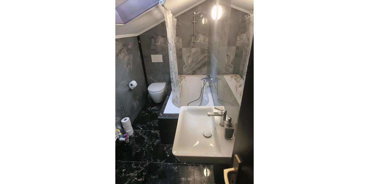 Dachgeschoßwohnung Dossenheim - 1 Zimmer, 20 m&sup2;, 620&euro; | Angebot:25721131