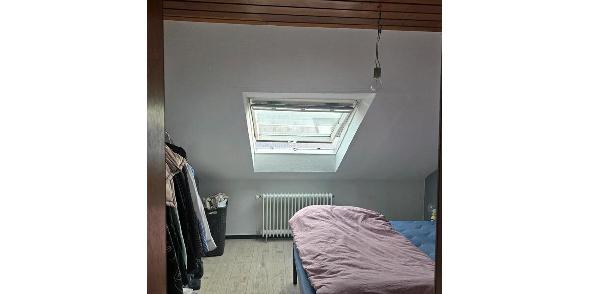 Dachgeschoßwohnung Reilingen - 2 Zimmer, 60 m&sup2;, 880&euro; | Angebot:26505625