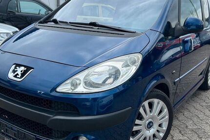 Peugeot 1007 148.600 km 2.999 &euro; Worms 67547