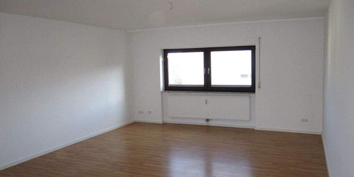 Etagenwohnung Ludwigshafen am Rhein Süd - 3 Zimmer, 102 m&sup2;, 179.000&euro; | Angebot:24334055