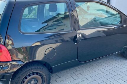 Renault Twingo 88.000 km 3.200 &euro; Altlußheim 68804