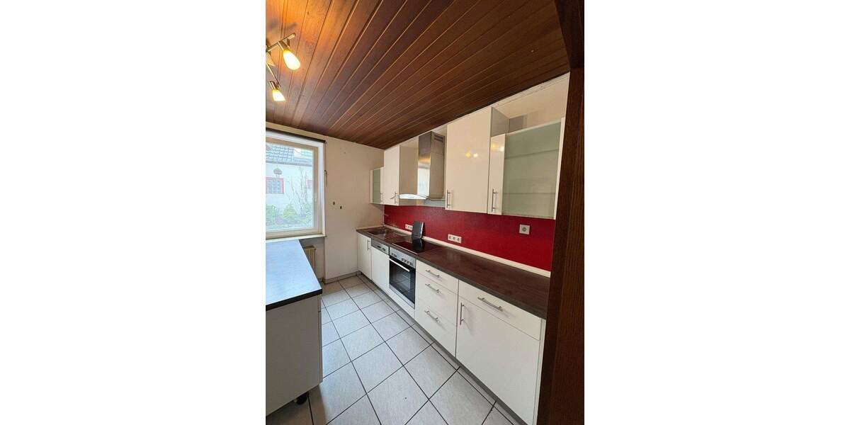 Mehrfamilienhaus, Wohnhaus Ludwigshafen Rheingönheim - 8 Zimmer, 206 m&sup2;, 550.000&euro; | Angebot:25717517