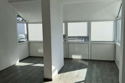 Wohnung Bensheim - 2 Zimmer, 77 m&sup2;, 925&euro; | Angebot:27350188
