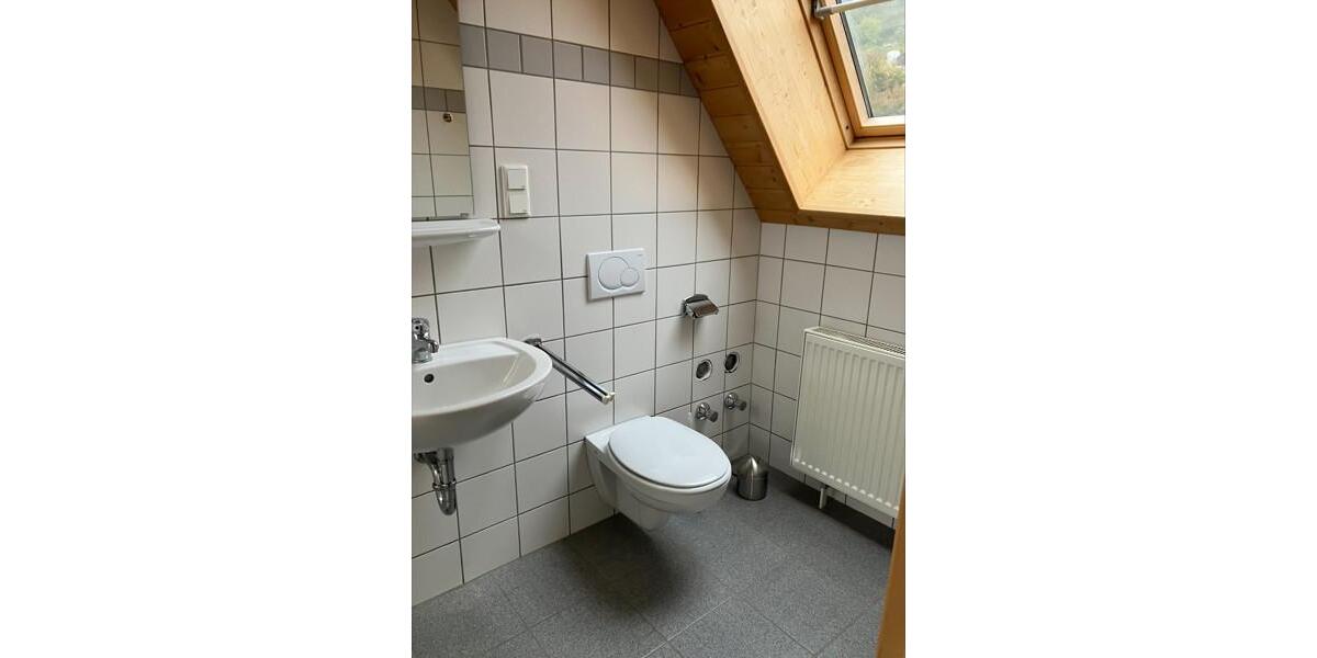 Etagenwohnung Heppenheim (Bergstraße) - 2 Zimmer, 87 m&sup2;, 785&euro; | Angebot:17741995