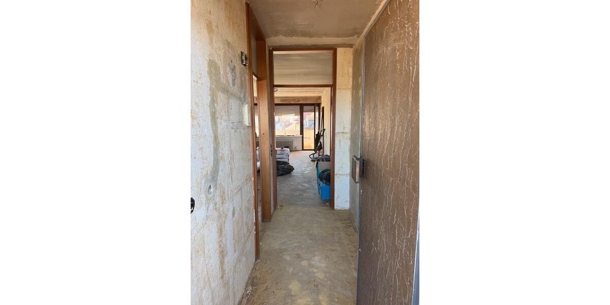 Etagenwohnung Ludwigshafen am Rhein Ludwigshafen-Hemshof - 3 Zimmer, 72 m&sup2;, 1.450&euro; | Angebot:25307358