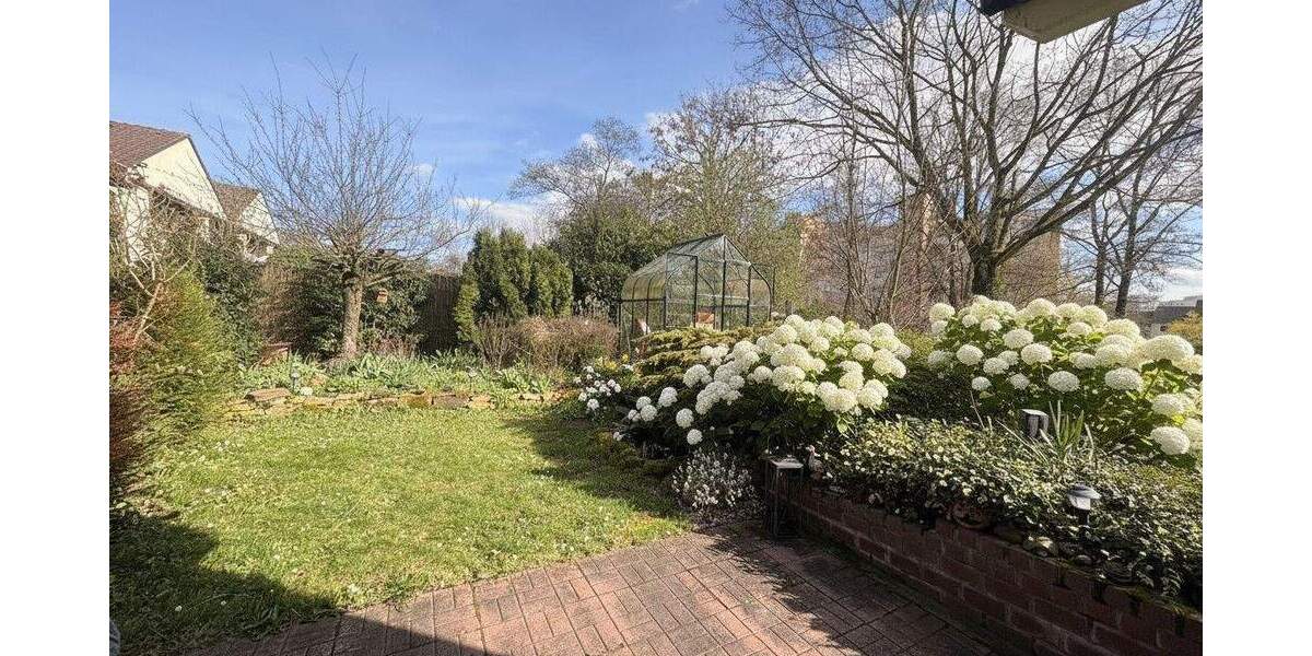 Reihenendhaus Weinheim Heiligkreuz - 3 Zimmer, 114 m&sup2;, 349.000&euro; | Angebot:25795986