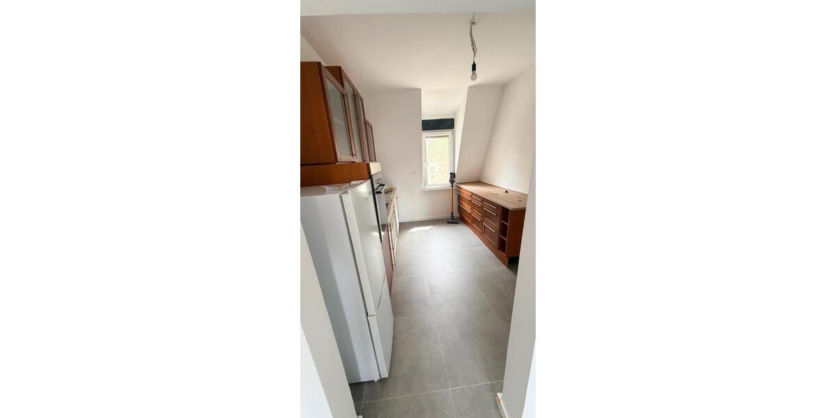 Etagenwohnung Ludwigshafen am Rhein Ludwigshafen-Hemshof - 2 Zimmer, 70 m&sup2;, 750&euro; | Angebot:26611555