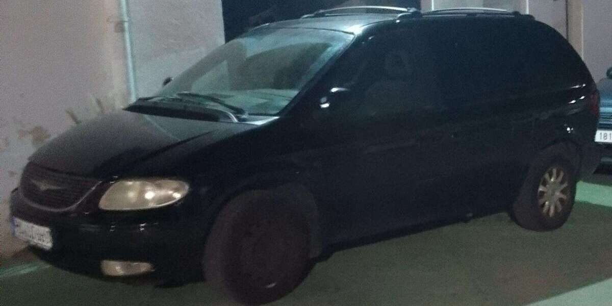 Chrysler Voyager 223.000 km 990 &euro; Mannheim 68199